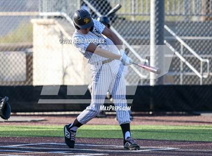 Thumbnail 2 in Harvard-Westlake vs St Francis photogallery.