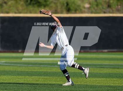 Thumbnail 1 in Harvard-Westlake vs St Francis photogallery.
