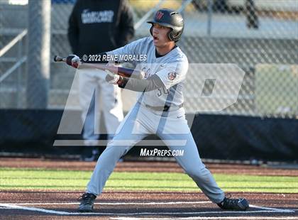 Thumbnail 3 in Harvard-Westlake vs St Francis photogallery.