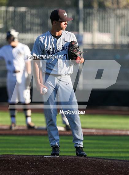 Thumbnail 2 in Harvard-Westlake vs St Francis photogallery.