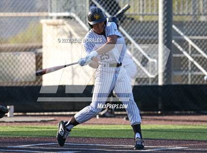 Thumbnail 1 in Harvard-Westlake vs St Francis photogallery.