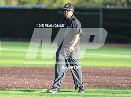Thumbnail 3 in Harvard-Westlake vs St Francis photogallery.