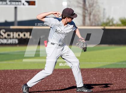 Thumbnail 1 in Harvard-Westlake vs St Francis photogallery.