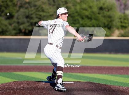 Thumbnail 1 in Harvard-Westlake vs St Francis photogallery.
