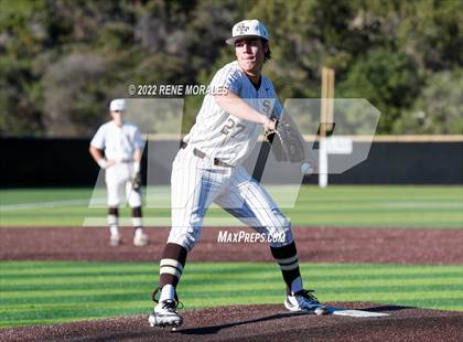 Thumbnail 2 in Harvard-Westlake vs St Francis photogallery.