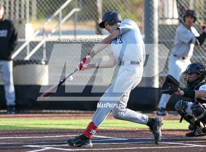 Thumbnail 1 in Harvard-Westlake vs St Francis photogallery.