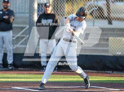 Thumbnail 1 in Harvard-Westlake vs St Francis photogallery.