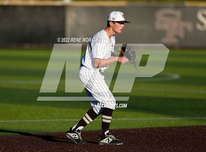Thumbnail 2 in Harvard-Westlake vs St Francis photogallery.