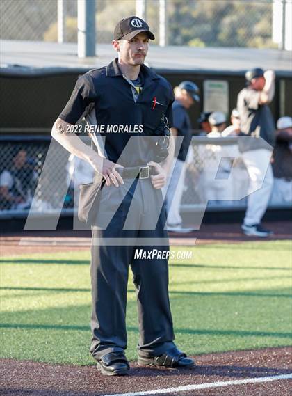 Thumbnail 2 in Harvard-Westlake vs St Francis photogallery.