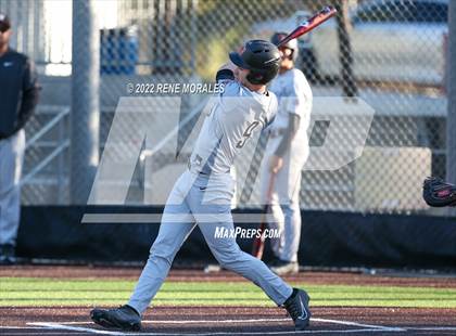 Thumbnail 3 in Harvard-Westlake vs St Francis photogallery.