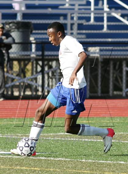 Thumbnail 2 in Somers @ Bloomfield (CIAC Class S Final) photogallery.