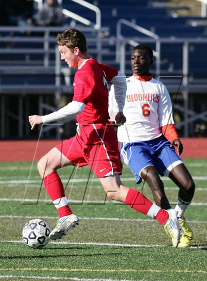 Thumbnail 2 in Somers @ Bloomfield (CIAC Class S Final) photogallery.