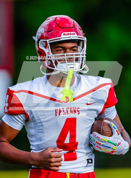 Thumbnail 1 in JV: Seventy-First @ Hoke County photogallery.