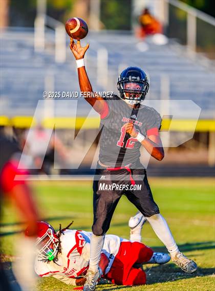 Thumbnail 1 in JV: Seventy-First @ Hoke County photogallery.