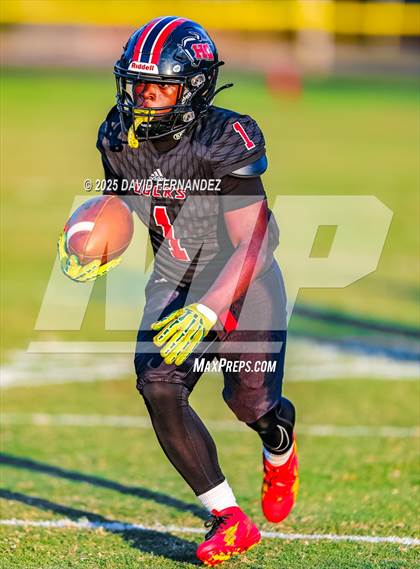 Thumbnail 1 in JV: Seventy-First @ Hoke County photogallery.