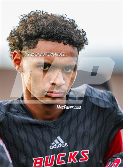 Thumbnail 2 in JV: Seventy-First @ Hoke County photogallery.