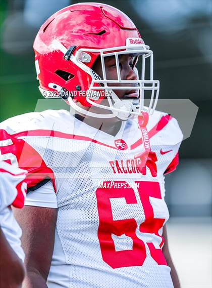 Thumbnail 1 in JV: Seventy-First @ Hoke County photogallery.