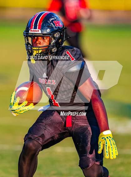 Thumbnail 2 in JV: Seventy-First @ Hoke County photogallery.