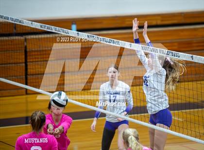 Thumbnail 2 in Carlsbad @ San Dieguito Academy photogallery.