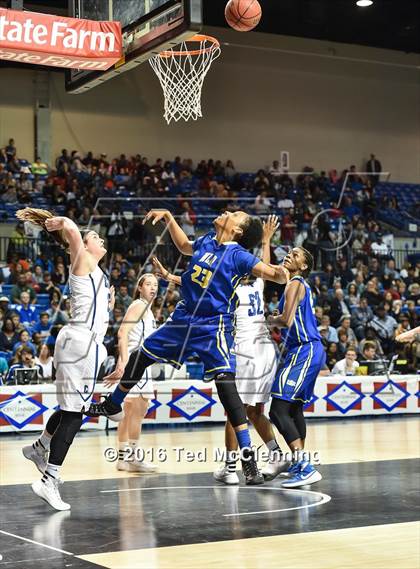 Thumbnail 2 in Conway vs. North Little Rock (AAA 7A Final) photogallery.