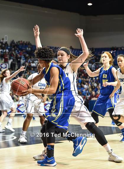 Thumbnail 2 in Conway vs. North Little Rock (AAA 7A Final) photogallery.