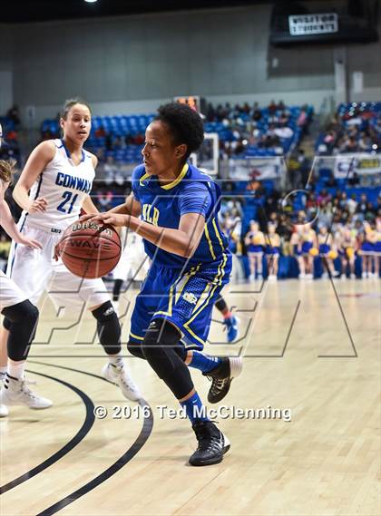 Thumbnail 3 in Conway vs. North Little Rock (AAA 7A Final) photogallery.