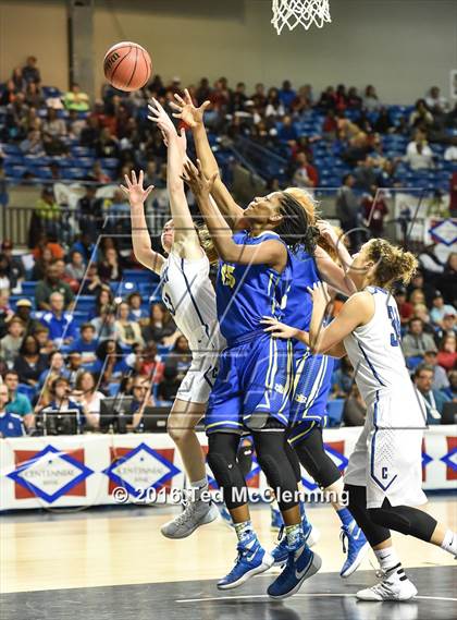Thumbnail 1 in Conway vs. North Little Rock (AAA 7A Final) photogallery.