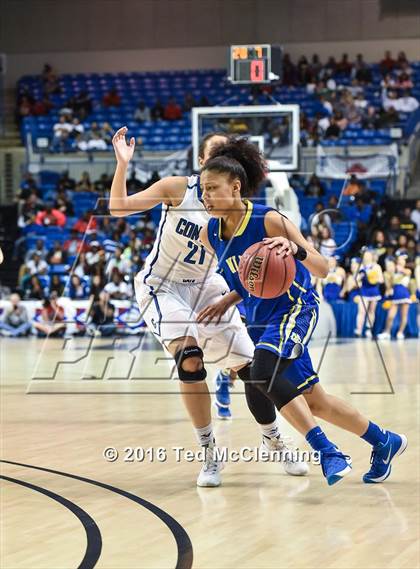 Thumbnail 3 in Conway vs. North Little Rock (AAA 7A Final) photogallery.