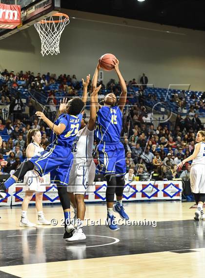 Thumbnail 3 in Conway vs. North Little Rock (AAA 7A Final) photogallery.