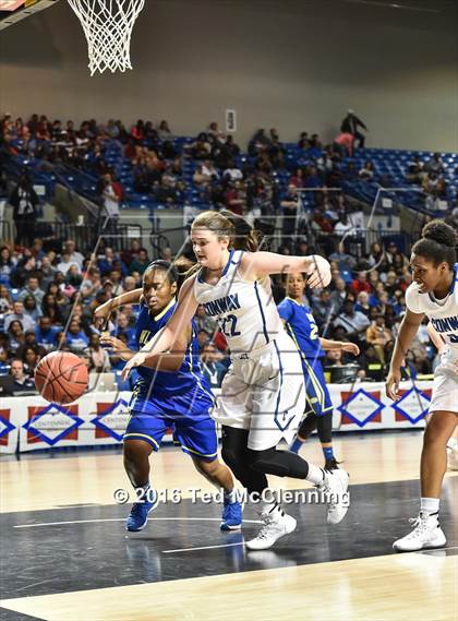 Thumbnail 1 in Conway vs. North Little Rock (AAA 7A Final) photogallery.
