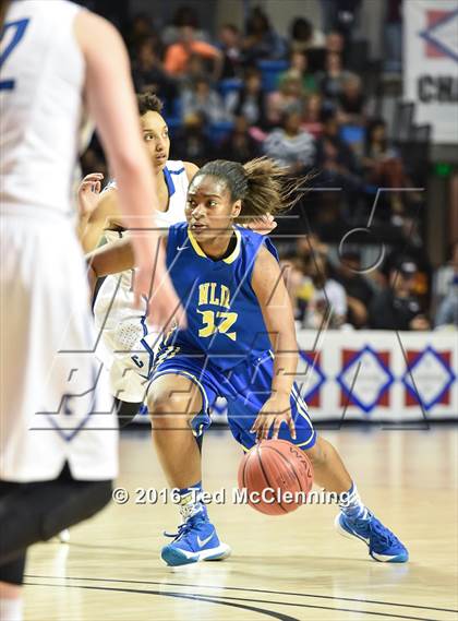 Thumbnail 2 in Conway vs. North Little Rock (AAA 7A Final) photogallery.