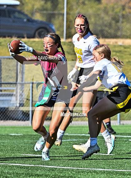 Thumbnail 2 in 4A Flag Football Semifinal The Classical Academy vs Green Mountain photogallery.