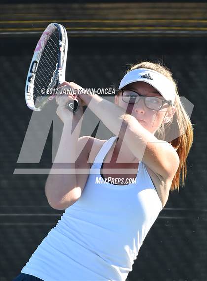 Thumbnail 1 in Hart @ Saugus photogallery.