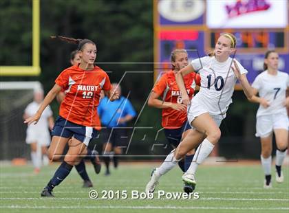 Thumbnail 3 in Maury vs.Stone Bridge (VHSL Region 5A Semifinal) photogallery.