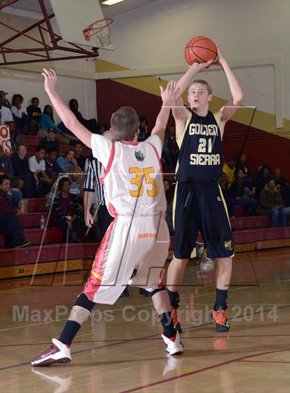 Thumbnail 1 in Golden Sierra @ Encina Prep photogallery.