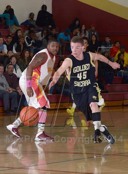 Thumbnail 3 in Golden Sierra @ Encina Prep photogallery.
