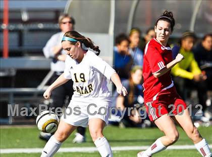 Thumbnail 1 in Lamar vs. Horn (Emily Hunter Fish Bowl Tournament) photogallery.