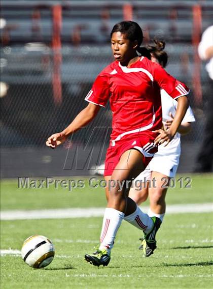Thumbnail 1 in Lamar vs. Horn (Emily Hunter Fish Bowl Tournament) photogallery.