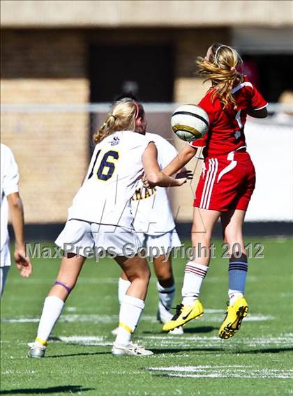 Thumbnail 2 in Lamar vs. Horn (Emily Hunter Fish Bowl Tournament) photogallery.