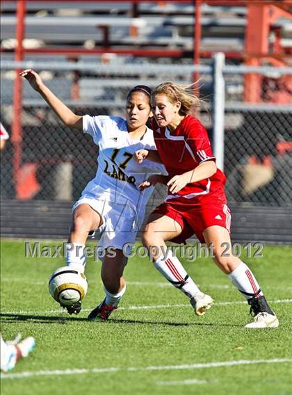 Thumbnail 3 in Lamar vs. Horn (Emily Hunter Fish Bowl Tournament) photogallery.