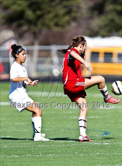 Thumbnail 2 in Lamar vs. Horn (Emily Hunter Fish Bowl Tournament) photogallery.