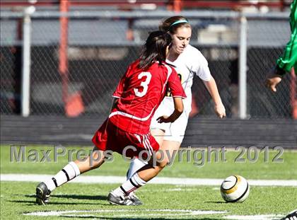 Thumbnail 3 in Lamar vs. Horn (Emily Hunter Fish Bowl Tournament) photogallery.
