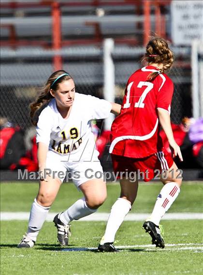 Thumbnail 2 in Lamar vs. Horn (Emily Hunter Fish Bowl Tournament) photogallery.
