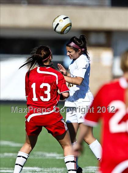 Thumbnail 1 in Lamar vs. Horn (Emily Hunter Fish Bowl Tournament) photogallery.