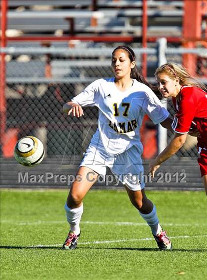 Thumbnail 2 in Lamar vs. Horn (Emily Hunter Fish Bowl Tournament) photogallery.