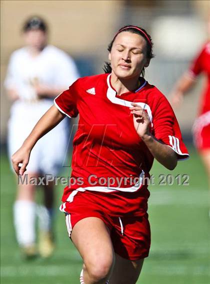 Thumbnail 1 in Lamar vs. Horn (Emily Hunter Fish Bowl Tournament) photogallery.