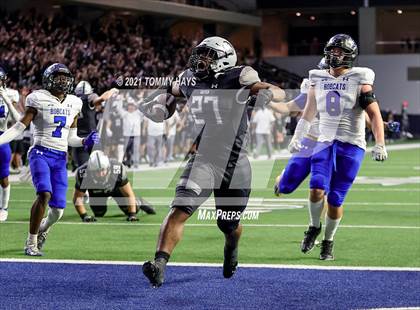 Thumbnail 3 in Guyer vs. Byron Nelson (UIL 6A Region Playoff) photogallery.