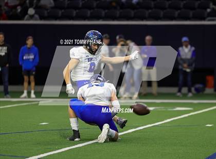 Thumbnail 2 in Guyer vs. Byron Nelson (UIL 6A Region Playoff) photogallery.
