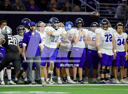 Thumbnail 2 in Guyer vs. Byron Nelson (UIL 6A Region Playoff) photogallery.