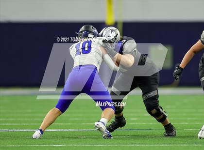 Thumbnail 1 in Guyer vs. Byron Nelson (UIL 6A Region Playoff) photogallery.